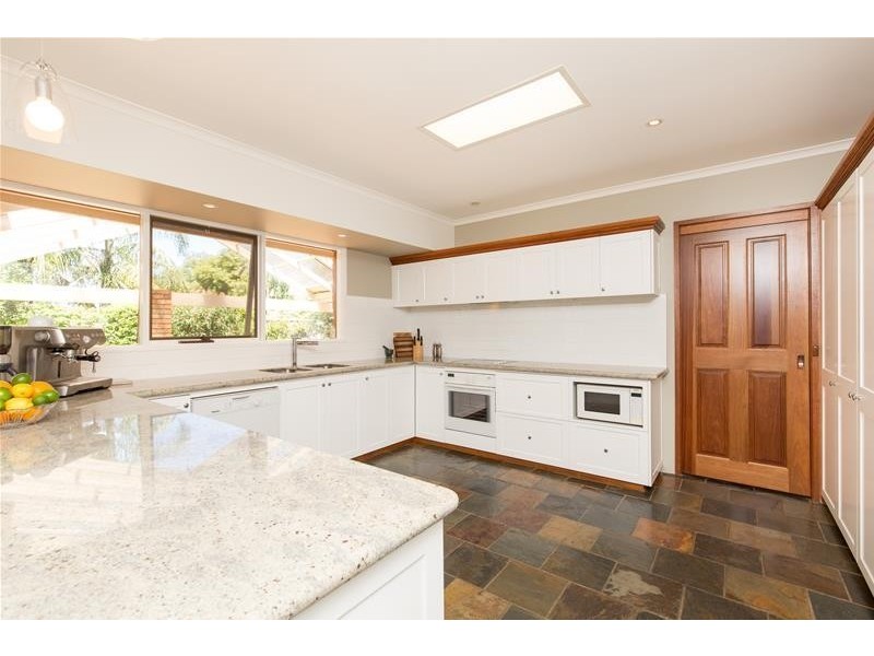 2 Walnut Court, Mildura VIC 3500