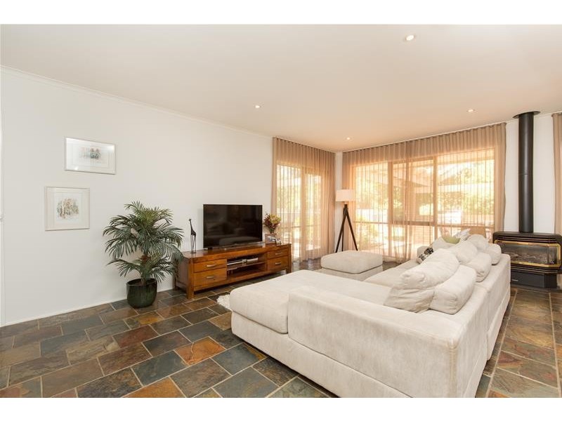 2 Walnut Court, Mildura VIC 3500