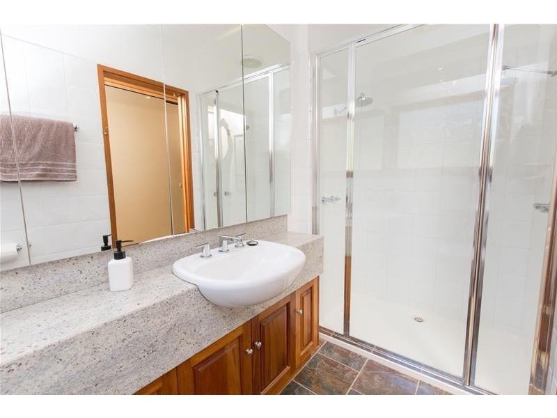 2 Walnut Court, Mildura VIC 3500