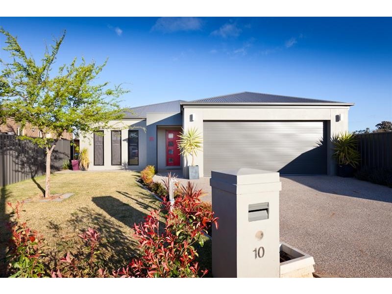 10 Burdekin Court, Red Cliffs VIC 3496