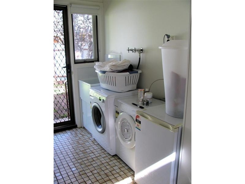 2/1 Karingal Court, Irymple VIC 3498