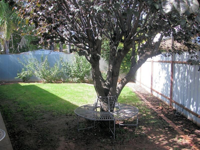 2/1 Karingal Court, Irymple VIC 3498