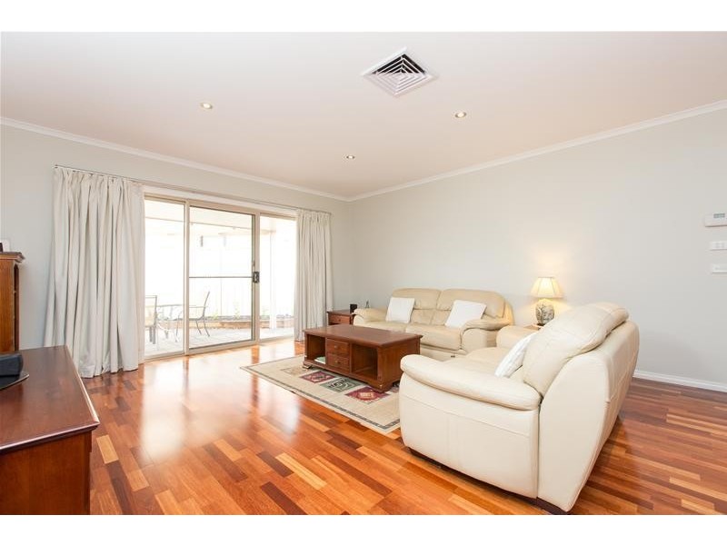 33 Carfora Drive, Mildura VIC 3500