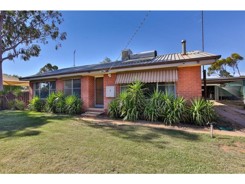 9 McDonald Street, Werrimull VIC 3496