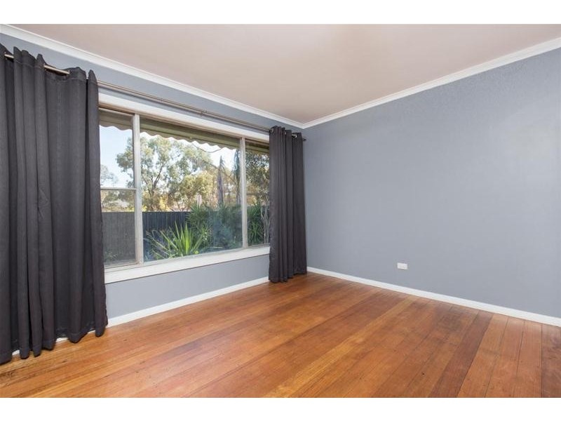 9 McDonald Street, Werrimull VIC 3496