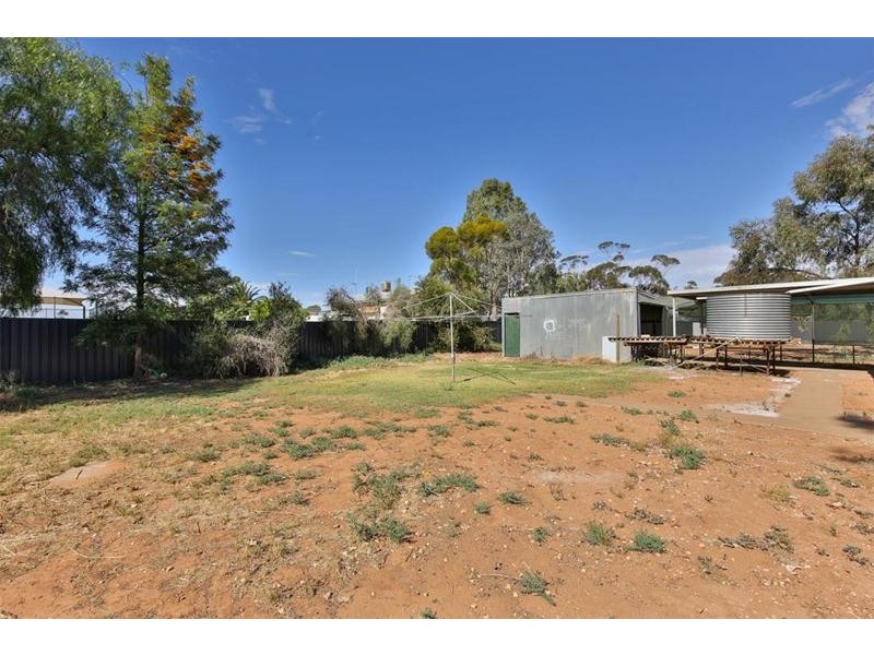 9 McDonald Street, Werrimull VIC 3496