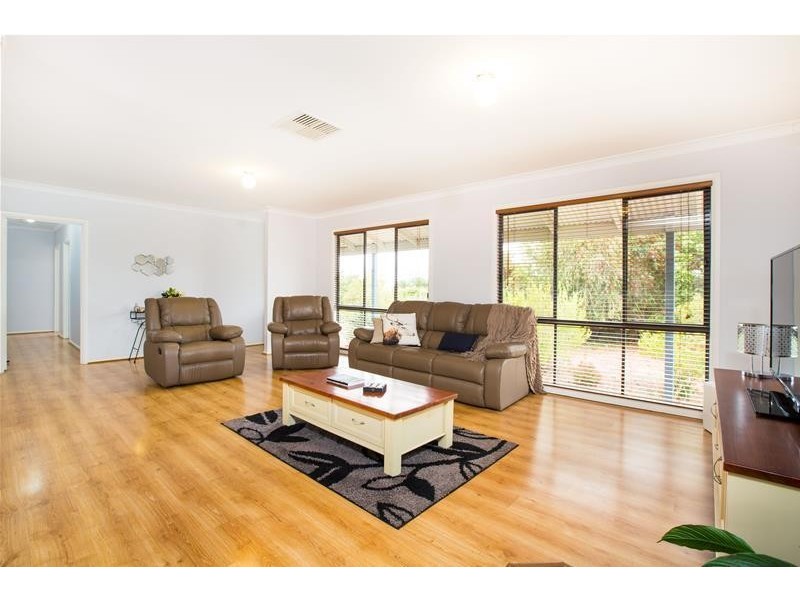 48 Irymple Avenue, Nichols Point VIC 3501