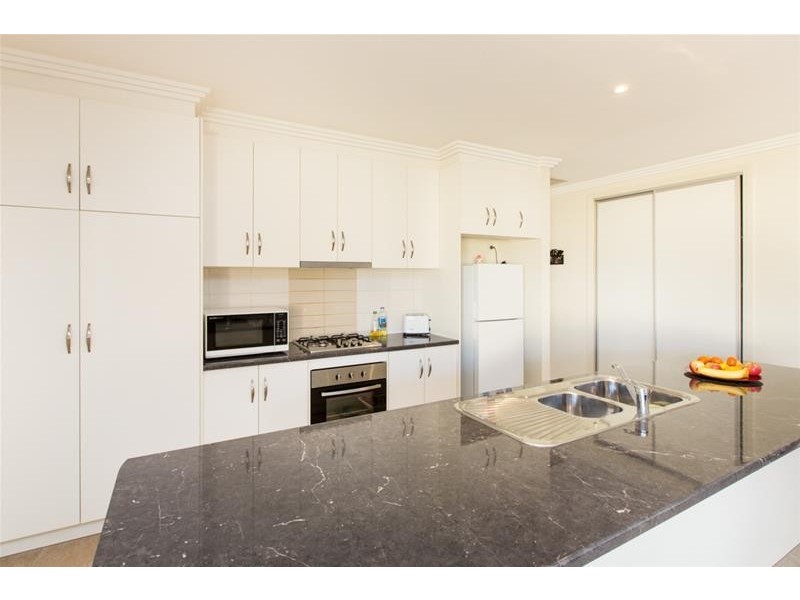 18 Oasis Boulevard, Mildura VIC 3500