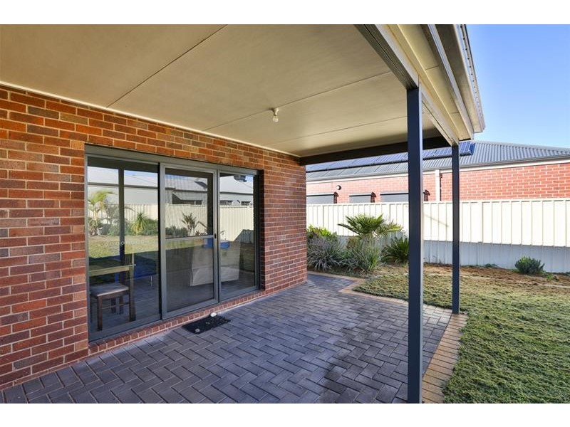 18 Oasis Boulevard, Mildura VIC 3500
