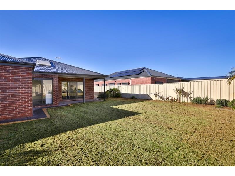 18 Oasis Boulevard, Mildura VIC 3500