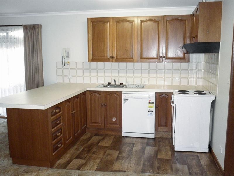 2/240 Deakin Avenue, Mildura VIC 3500