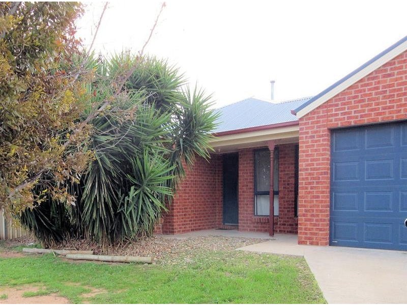 18 Suffolk Drive, Mildura VIC 3500