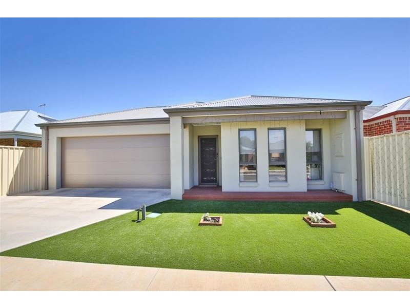 2 Kossman Court, Irymple VIC 3498