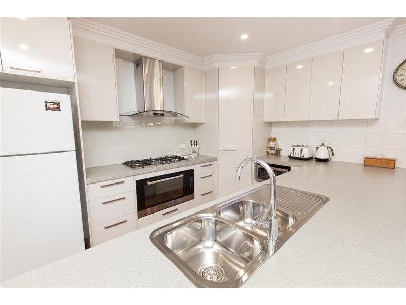 2 Kossman Court, Irymple VIC 3498