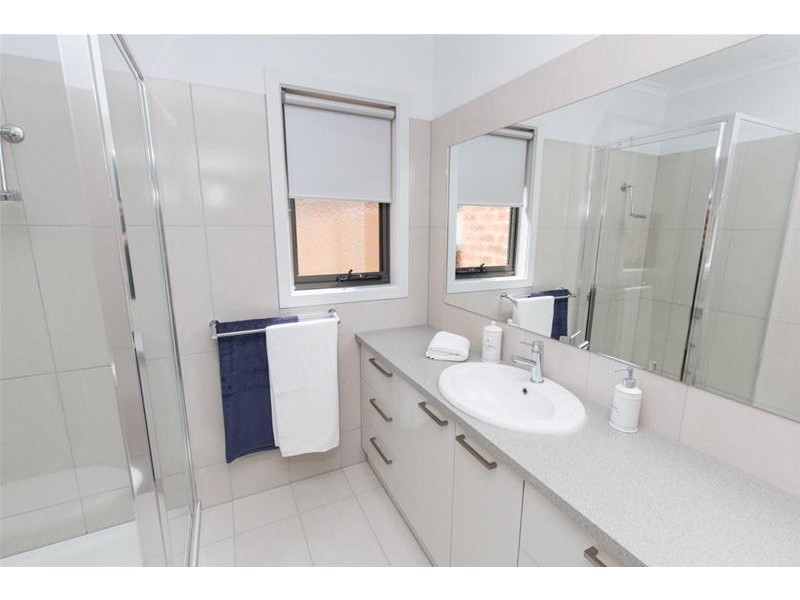 2 Kossman Court, Irymple VIC 3498