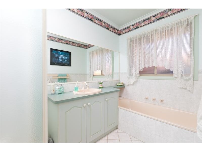 6 Emerald Drive, Mildura VIC 3500