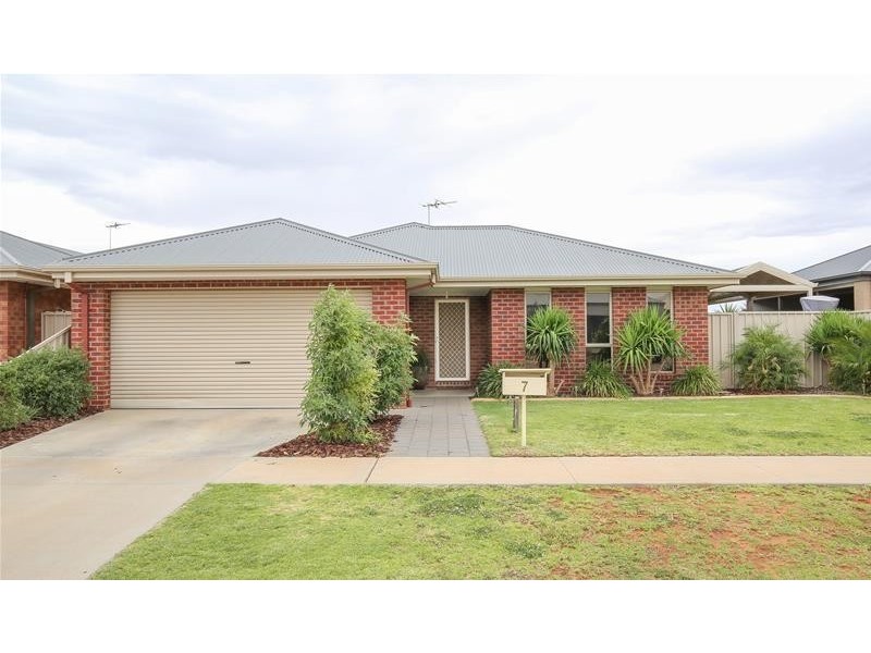 7 Renshinkan Court, Mildura VIC 3500