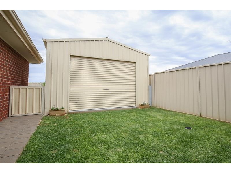 7 Renshinkan Court, Mildura VIC 3500
