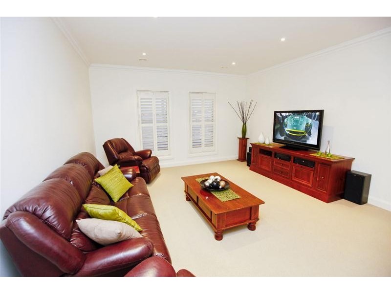 588 Koorlong Avenue, Irymple VIC 3498