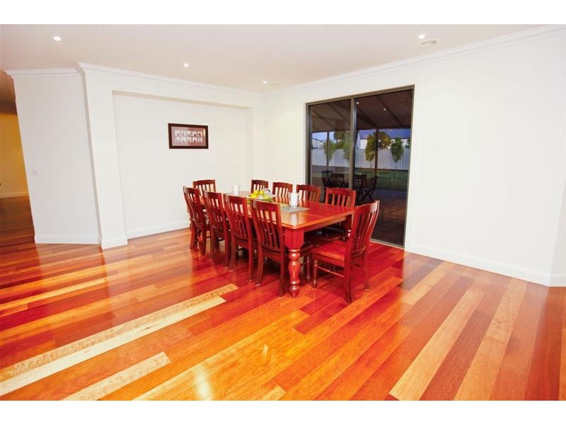 588 Koorlong Avenue, Irymple VIC 3498