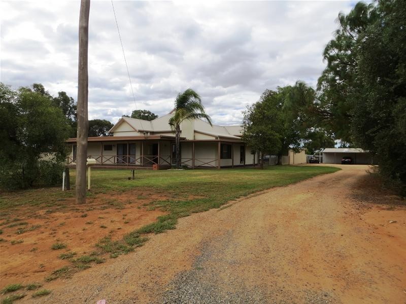 570-574 Eleventh Street, Mildura VIC 3500