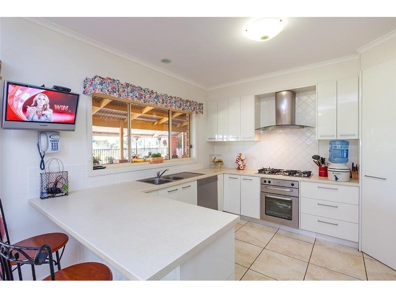 105 Pawson Avenue, Sunnycliffs VIC 3496