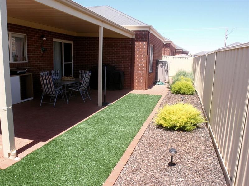 2/529 Walnut Avenue, Mildura VIC 3500