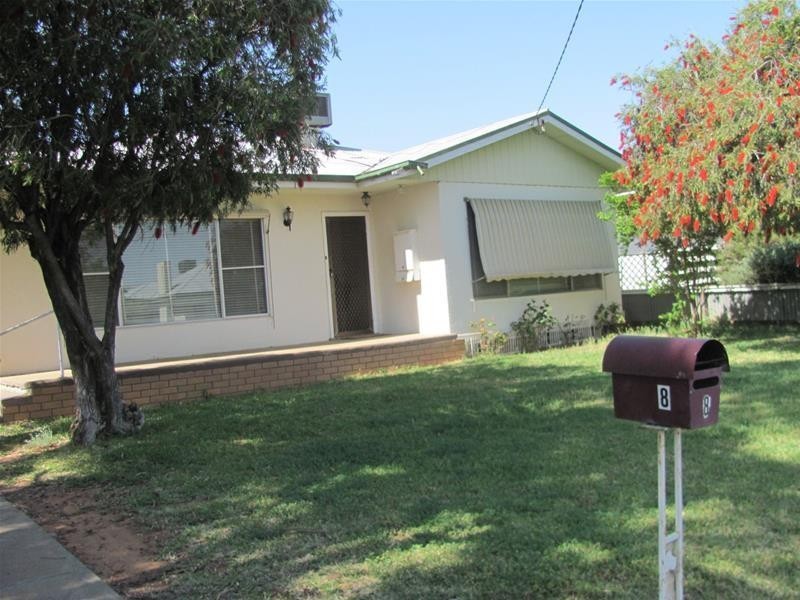 8 Barry Avenue, Mildura VIC 3500