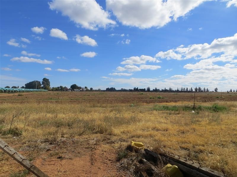 Lot/2 Chislets Road, Red Cliffs VIC 3496