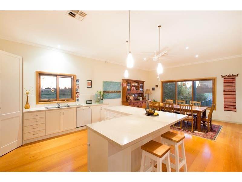 44 Chisletts Road, Sunnycliffs VIC 3496