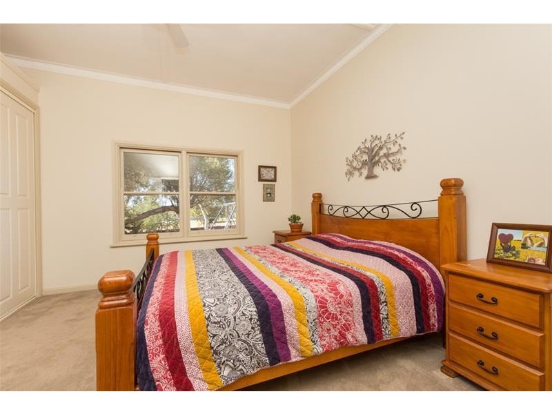 44 Chisletts Road, Sunnycliffs VIC 3496