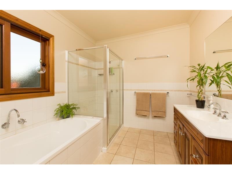 44 Chisletts Road, Sunnycliffs VIC 3496