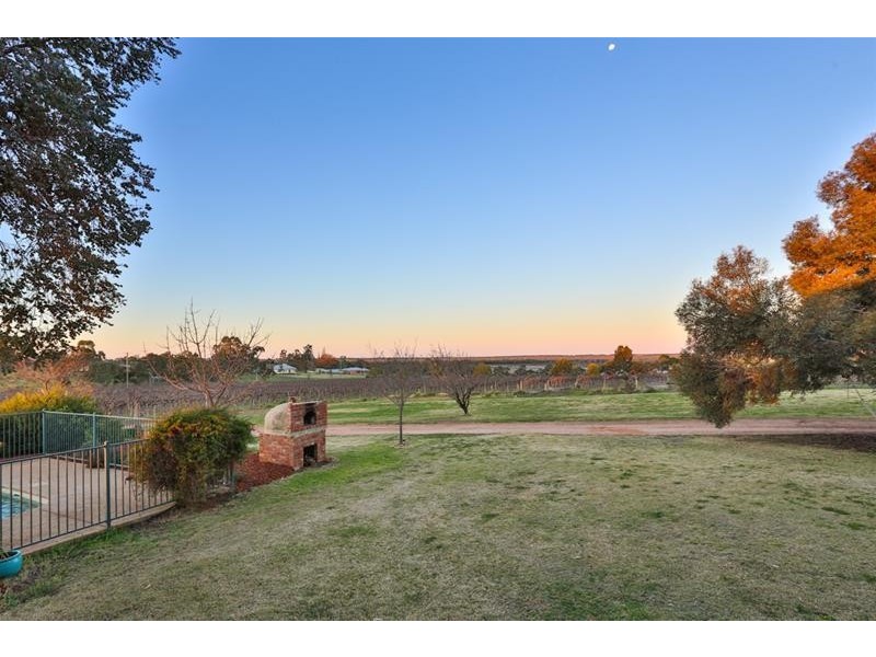 44 Chisletts Road, Sunnycliffs VIC 3496