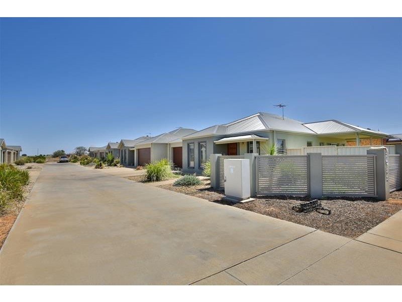 3/6 John Monash Boulevard, Mildura VIC 3500