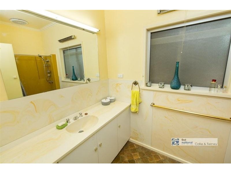 227 Deakin Avenue, Mildura VIC 3500