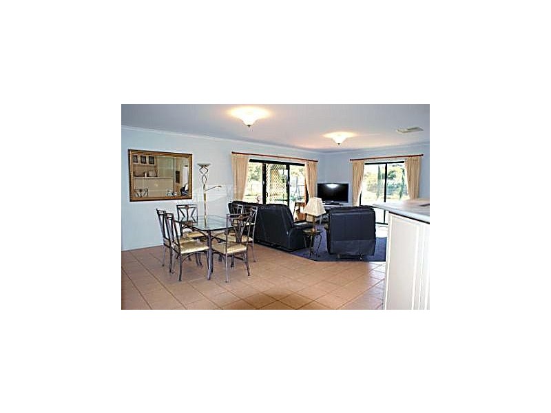 526 Cureton  Avenue, Nichols Point VIC 3501