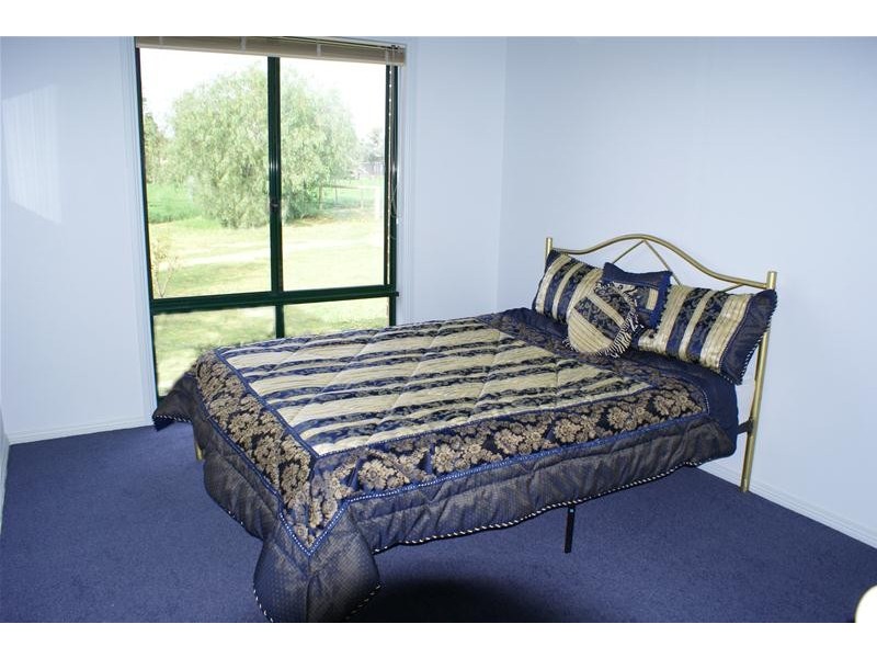 526 Cureton  Avenue, Nichols Point VIC 3501