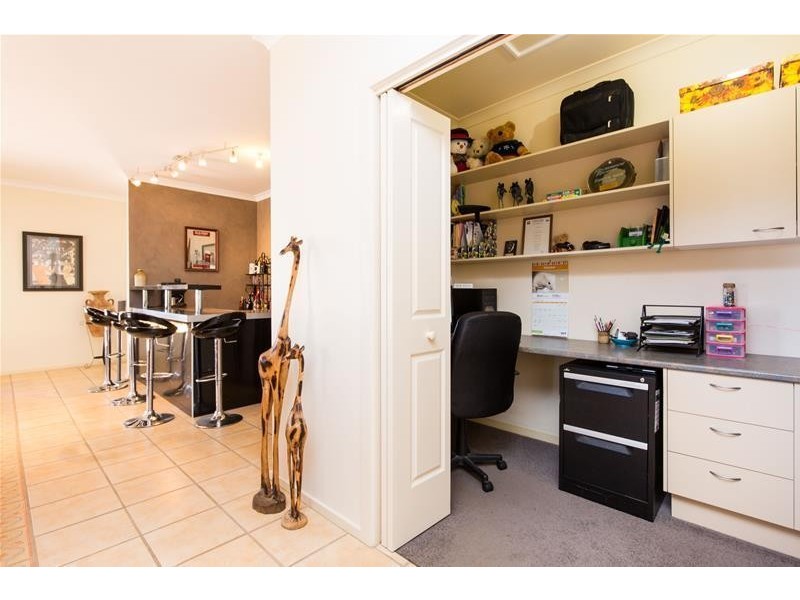 99 Cureton Avenue, Nichols Point VIC 3501