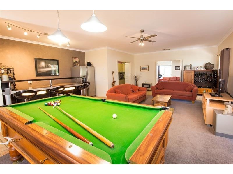 99 Cureton Avenue, Nichols Point VIC 3501