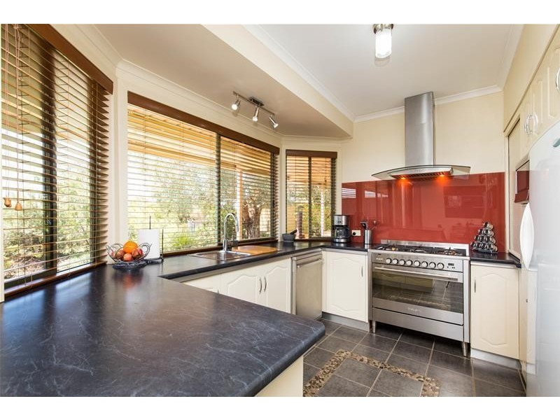 99 Cureton Avenue, Nichols Point VIC 3501