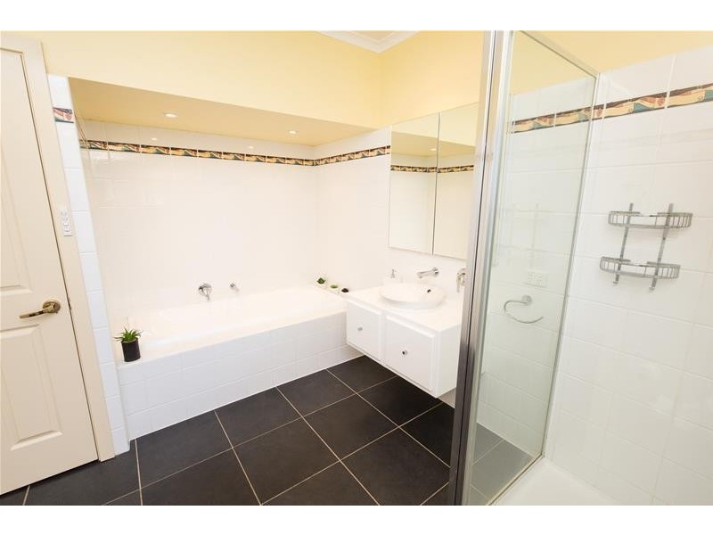 99 Cureton Avenue, Nichols Point VIC 3501