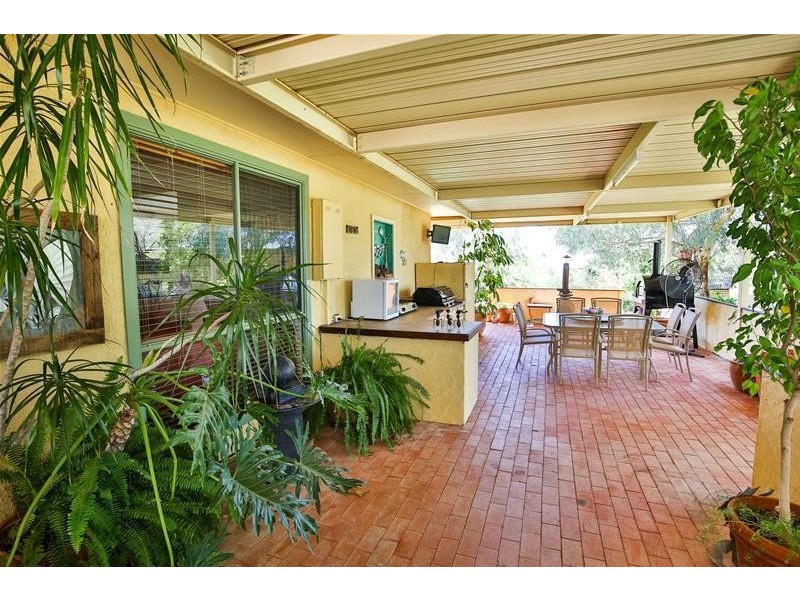 99 Cureton Avenue, Nichols Point VIC 3501