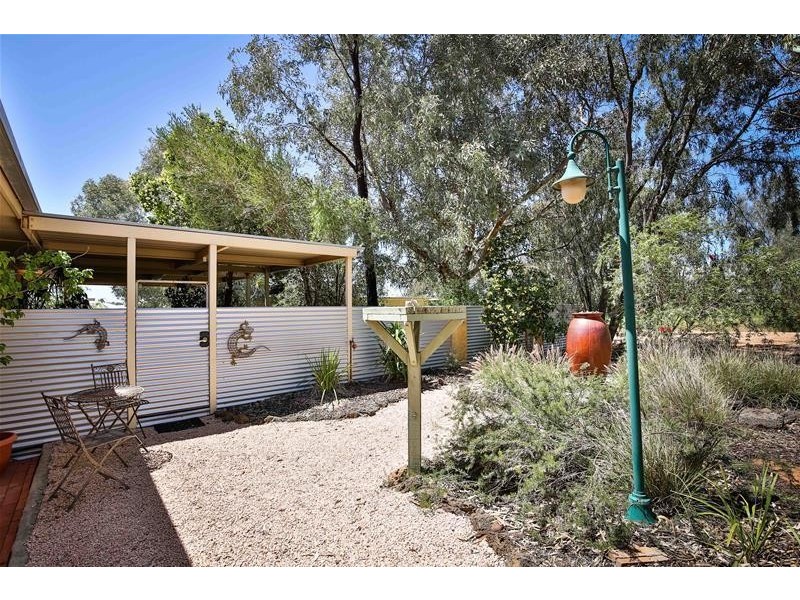 99 Cureton Avenue, Nichols Point VIC 3501