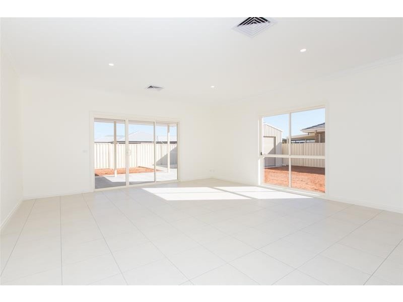 565 Walnut Avenue, Mildura VIC 3500
