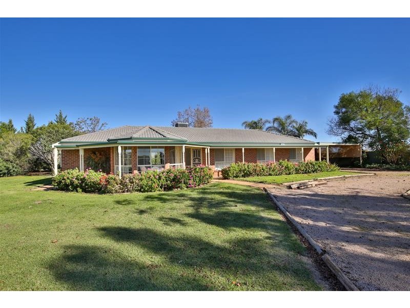 228 Boobook Avenue, Cardross VIC 3496