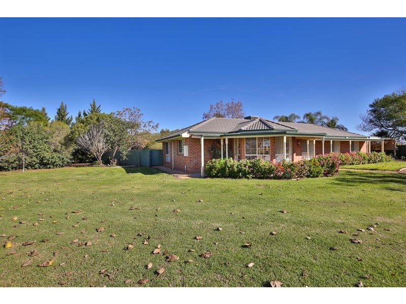 228 Boobook Avenue, Cardross VIC 3496