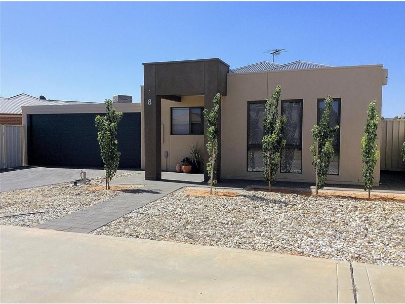 8 Tasman Court, Mildura VIC 3500