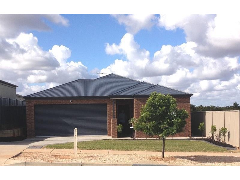 10 Melaleuca Street, Buronga NSW 2739