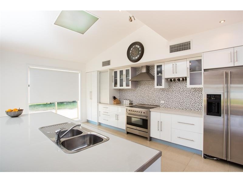 16 Henderson Street, Ouyen VIC 3490