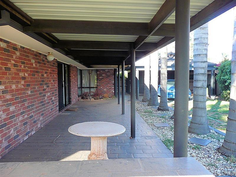 17 Muscat Court, Mildura VIC 3500